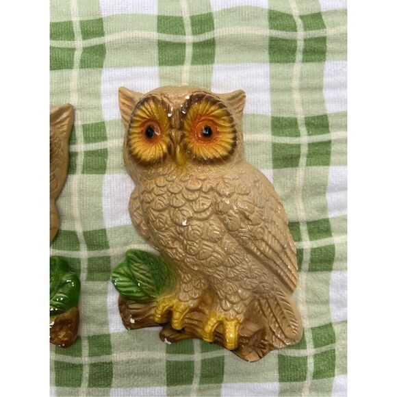 Vintage Chalk 1970s Owls - Picture 3 of 6